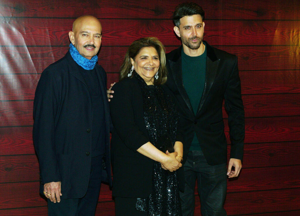 Hrithik Roshan with his father Rakesh Roshan and mother Pinkie Roshan 